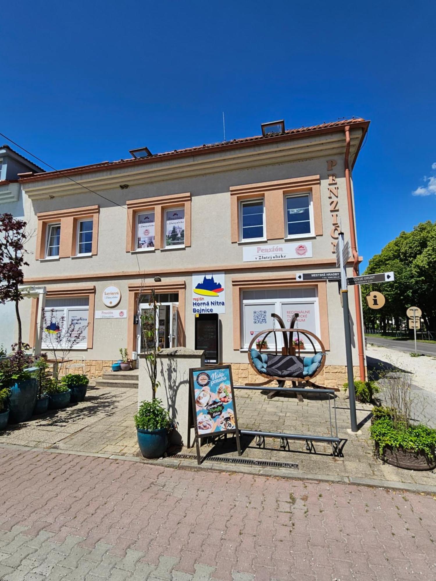 Apartmany V Zlatej Ulicke Bojnice Bagian luar foto