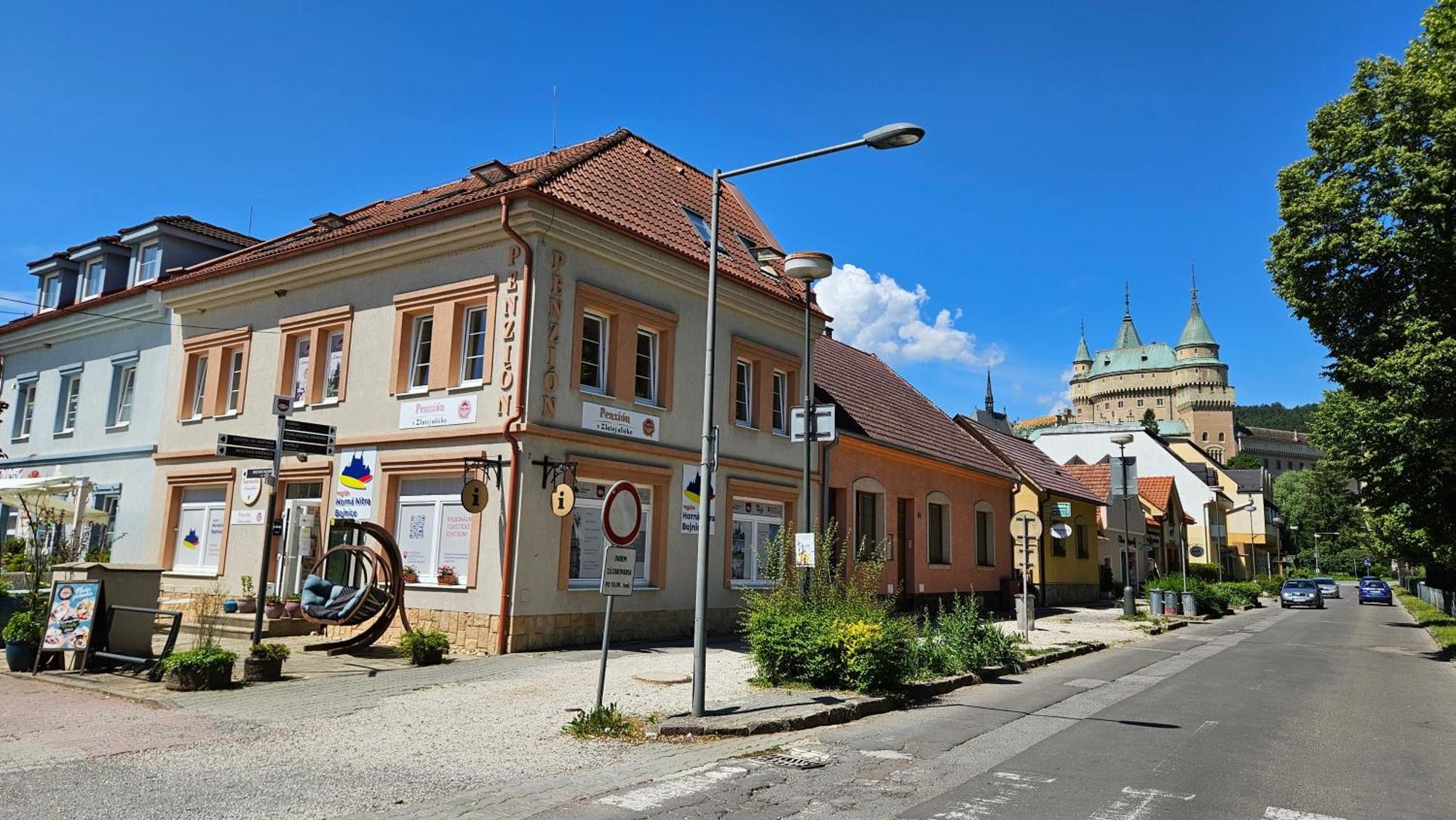 Apartmany V Zlatej Ulicke Bojnice Bagian luar foto