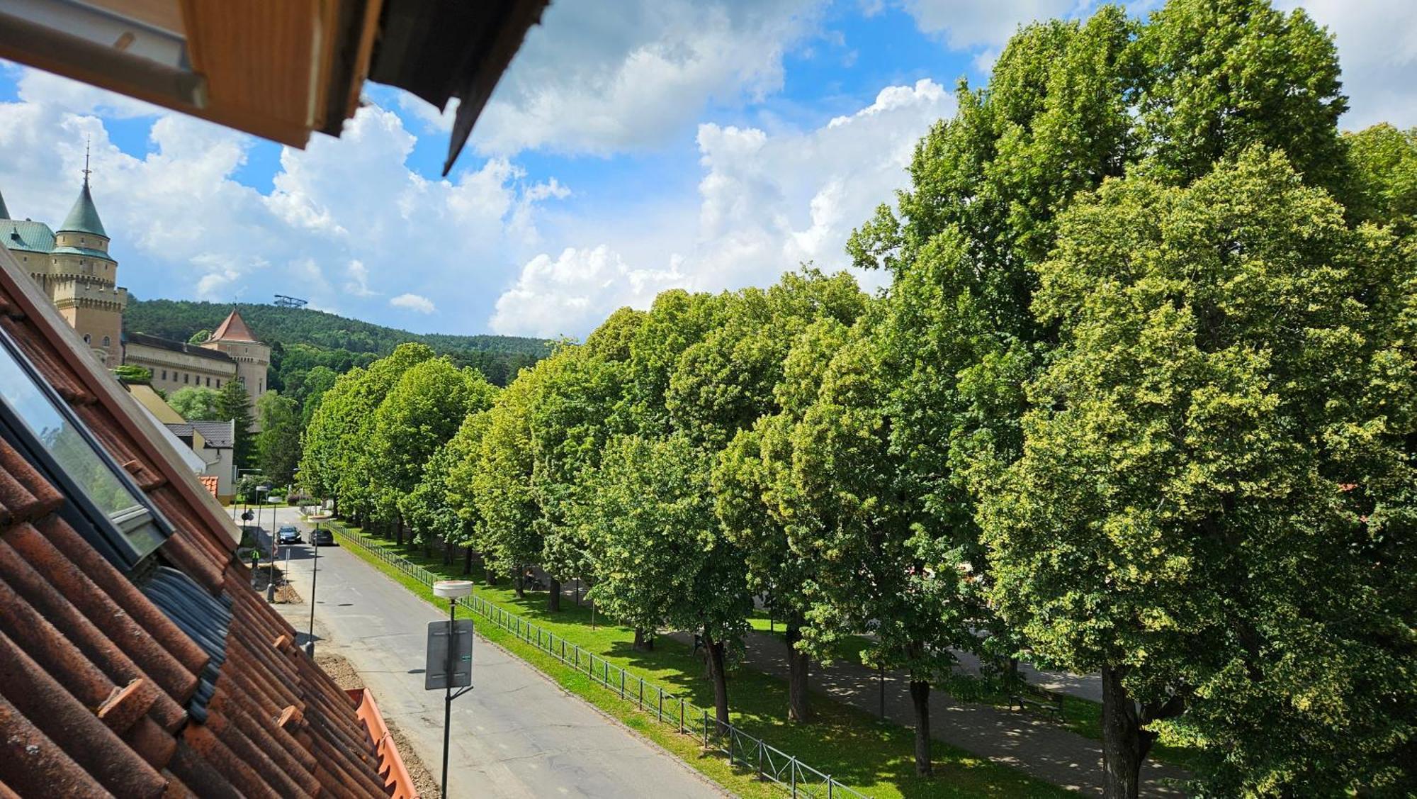Apartmany V Zlatej Ulicke Bojnice Bagian luar foto
